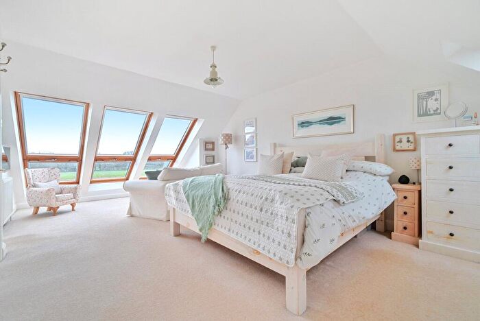 4 Bedroom Terraced House For Sale In Loxwood Farm Place, Loxwood, RH14