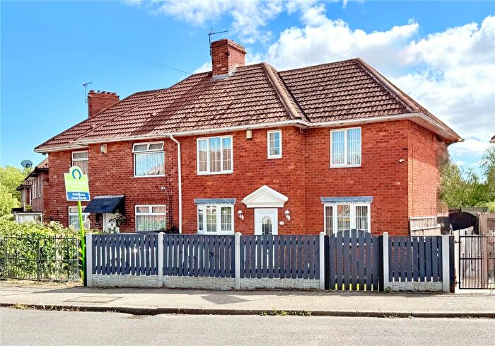 4 Bedroom Semi-Detached House For Sale In Roman Street, Thurnscoe, Rotherham, Barnsley, S63