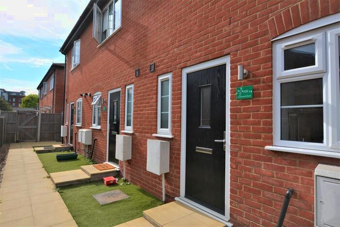 2 Bedroom Terraced House To Rent In Southchurch Road, Southend-On-Sea, SS1