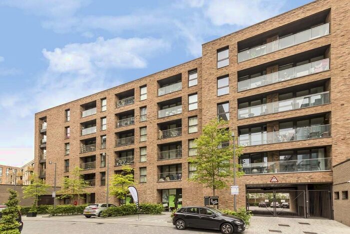 1 Bedroom Flat To Rent In Yeoman Street, London, SE8