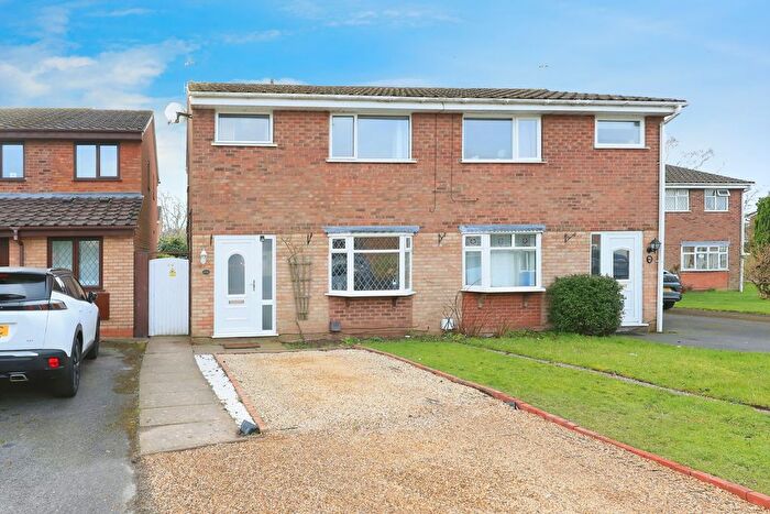 2 Bedroom Semi-Detached House For Sale In Sandown Drive, Perton, Wolverhampton, Staffordshire, WV6