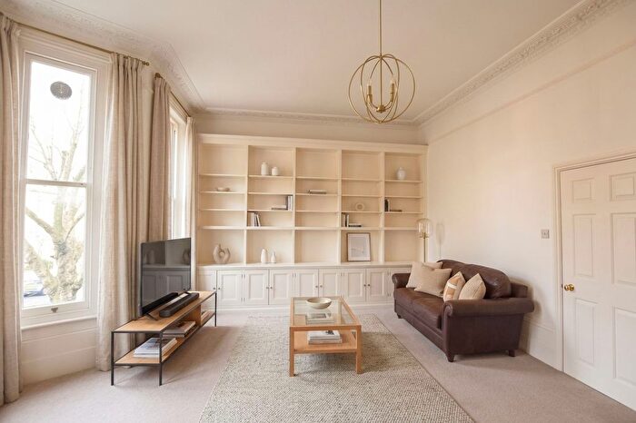 1 Bedroom Flat To Rent In Warwick Avenue, London, W9