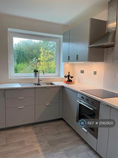 2 Bedroom Flat To Rent In Nethercairn Road, Glasgow, G43