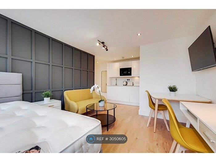 Studio To Rent In Gloucester Place, London, NW1