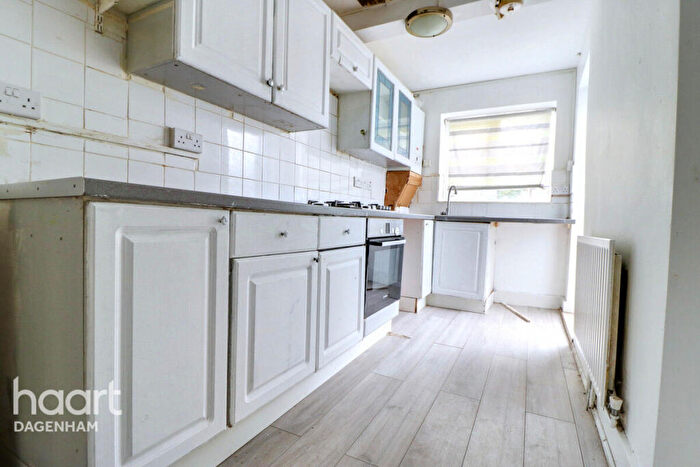 3 Bedroom Terraced House For Sale In Third Avenue, Dagenham, RM10