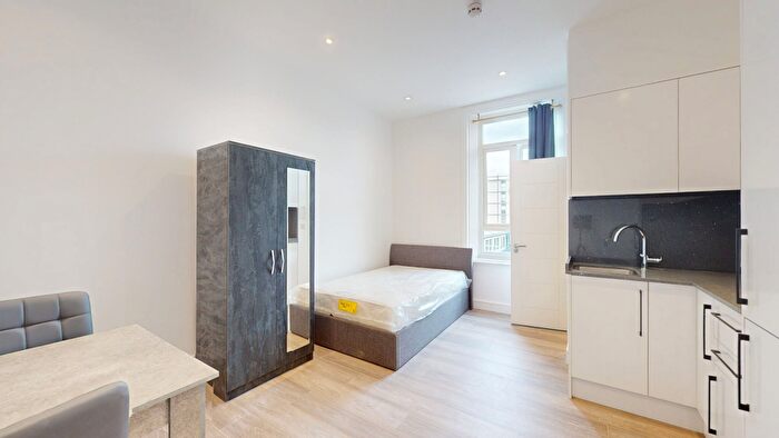 Studio To Rent In Belsize Road, London, NW6