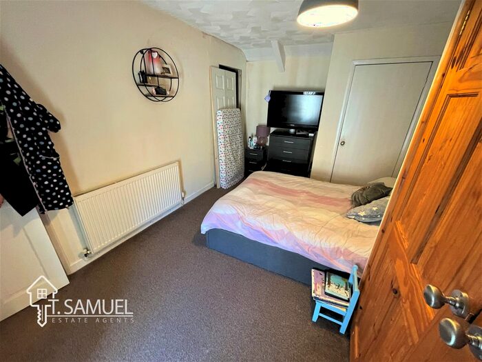 2 Bedroom Terraced House For Sale In High Street, Mountain Ash, CF45