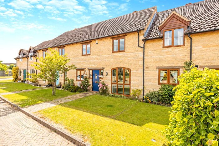 4 Bedroom Barn Conversion For Sale In Searson Close, Tallington, Stamford, PE9