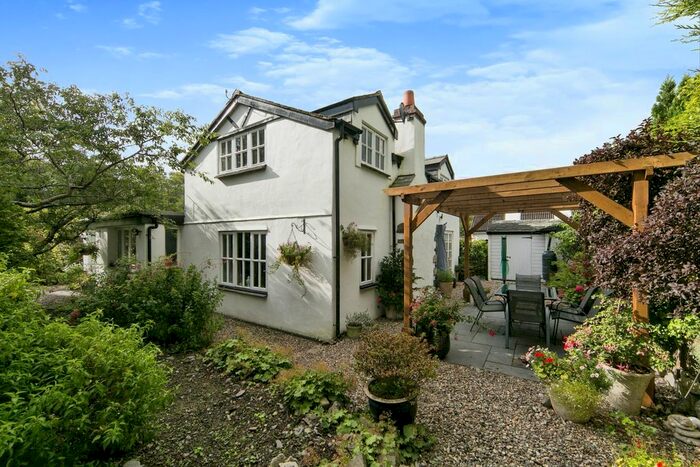 5 Bedroom Detached House For Sale In Felin Hen Road, Bangor, Gwynedd, LL57