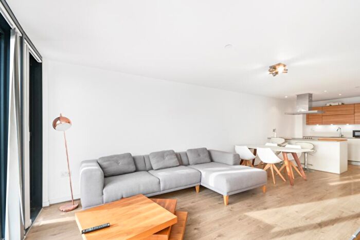 2 Bedroom Apartment To Rent In Station Street London, E15