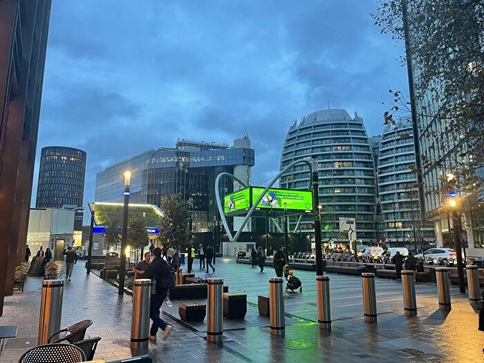 1 Bedroom Flat To Rent In Royley House, Old Street, London, Greater London, EC1V