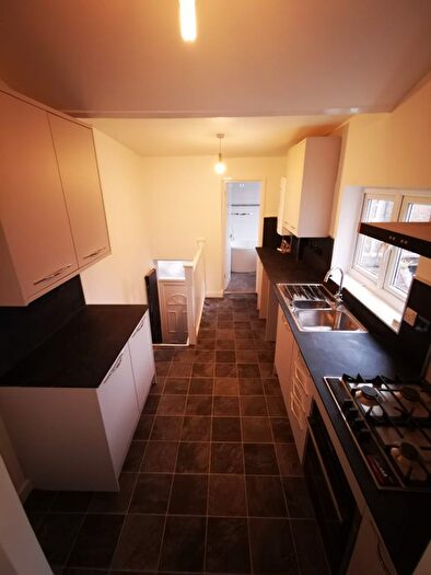 4 Bedroom Maisonette To Rent In Rectory Road, Gateshead, NE8