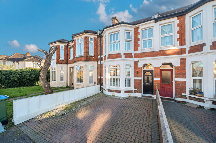 3 Bedroom Terraced House For Sale In Stafford Road, Shirley, Southampton, Hampshire, SO15