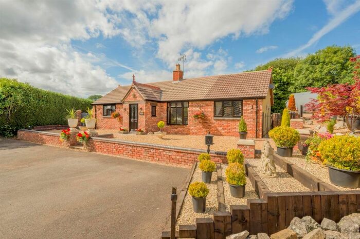 3 Bedroom Detached Bungalow For Sale In Sandy Ridge, Draycott, Claverley, WV5