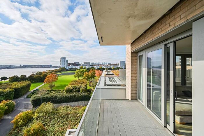 2 Bedroom Flat For Sale In Booth Road, , Docklands, London, E16