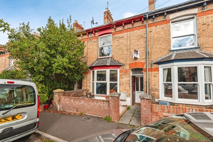 2 Bedroom Terraced House For Sale In William Street, Taunton, Somerset, TA2