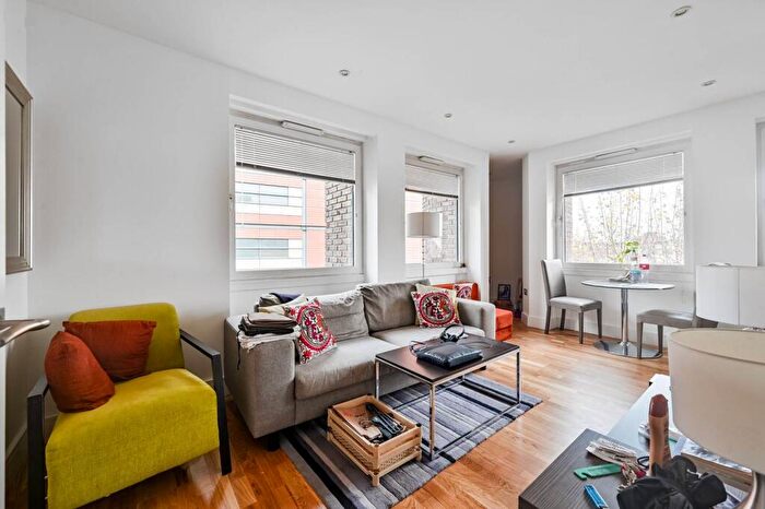 1 Bedroom Flat For Sale In Molesworth Street, Lewisham, London, SE13