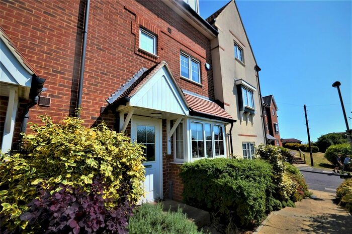 4 Bedroom Terraced House To Rent In Galley Hill View, Bexhill-On-Sea, TN40