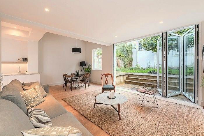 3 Bedroom Flat To Rent In Westbourne Terrace, London, W2