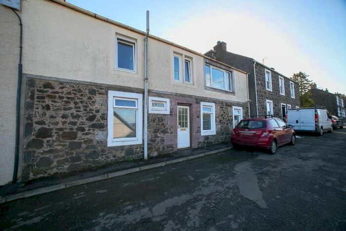 2 Bedroom Flat For Sale In Anderson Street, Newburgh, KY14