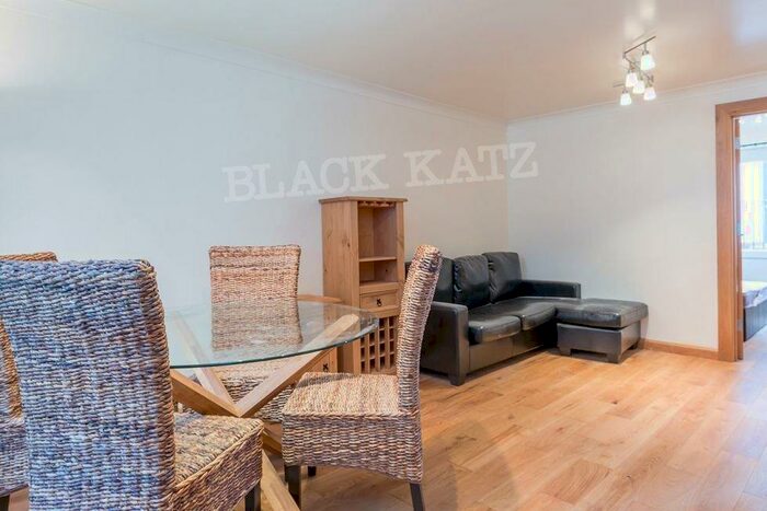 2 Bedroom Flat To Rent In Hargrave Road, N19