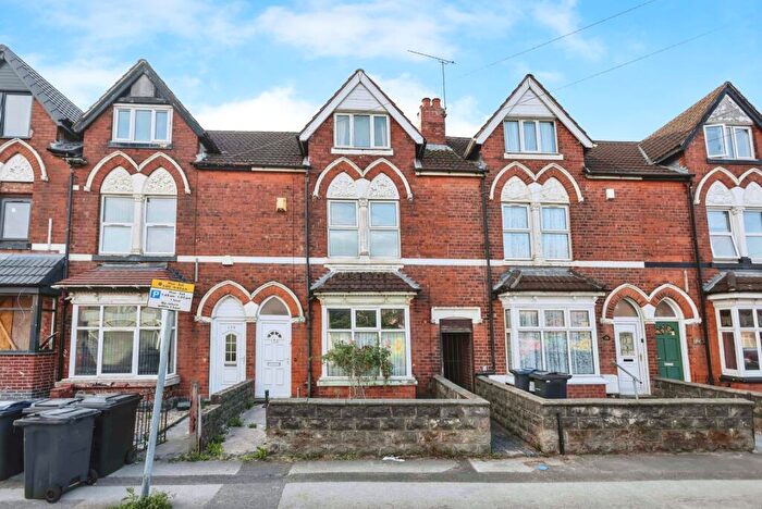 6 Bedroom Terraced House For Sale In Raddlebarn Road, Birmingham, West Midlands, B29