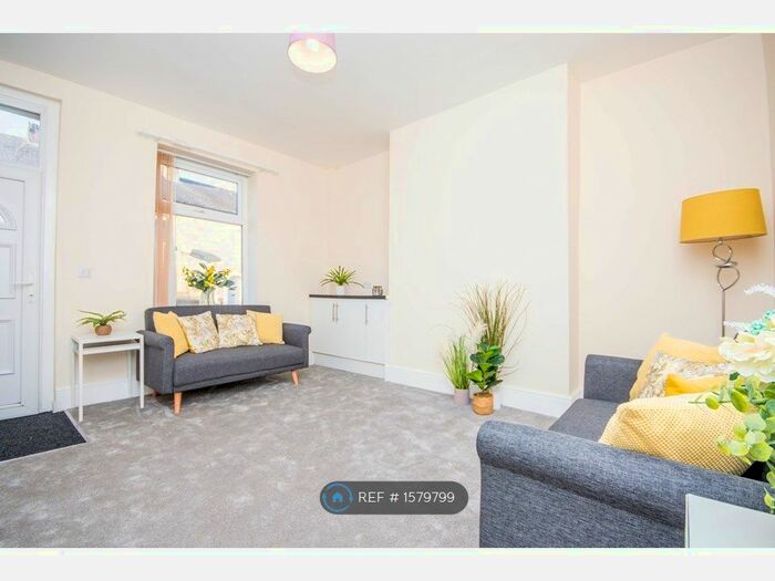 2 Bedroom Terraced House To Rent In Cog Lane, Burnley, BB11