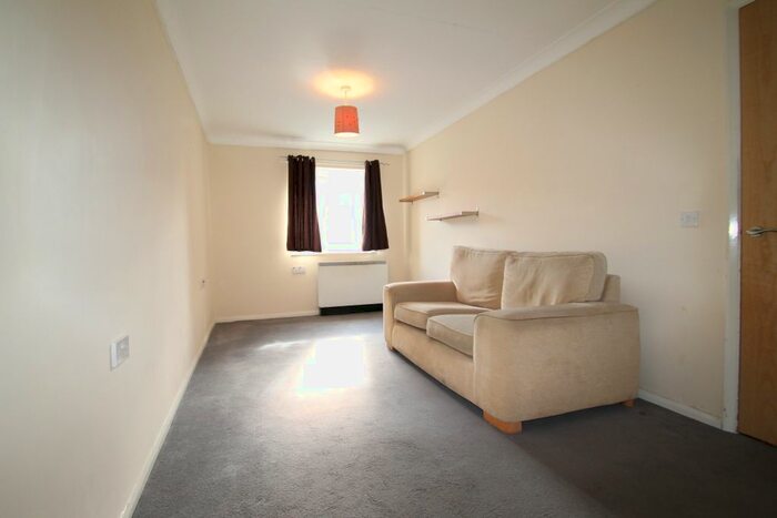 1 Bedroom Flat To Rent In Bensham Lane, Thornton Heath, CR7