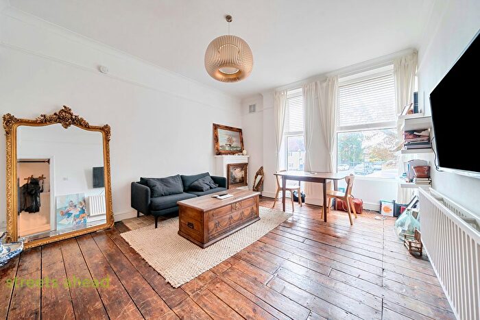 1 Bedroom Flat For Sale In Central Hill, London, SE19