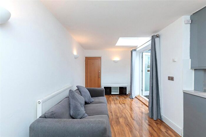 1 Bedroom Flat To Rent In Wick Road, Trowbridge Estate, E9