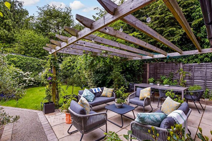 4 Bedroom Semi-Detached House For Sale In Warmlake Road, Sutton Valence, Maidstone, Kent, ME17