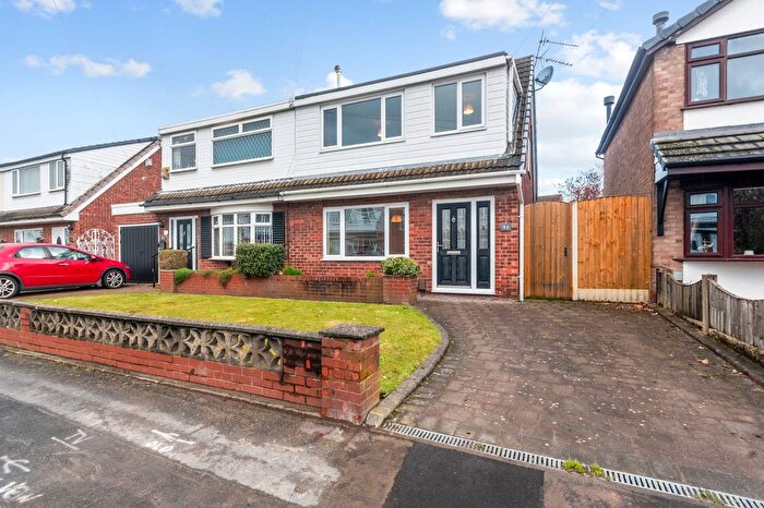 3 Bedroom Property For Sale In Linden Close, Woolston, WA1