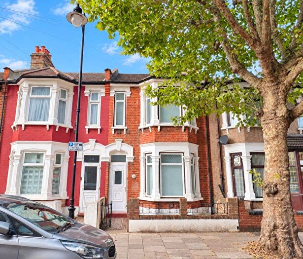 3 Bedroom Terraced House For Sale In Winter Avenue, East Ham, E6