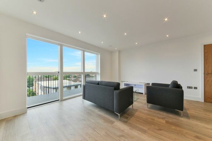 1 Bedroom Apartment To Rent In Baldwin Court, Lyon Square, Harrow, HA1