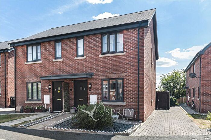 2 Bedroom Semi Detached House For Sale In Dyrham Place, Oakham, LE15