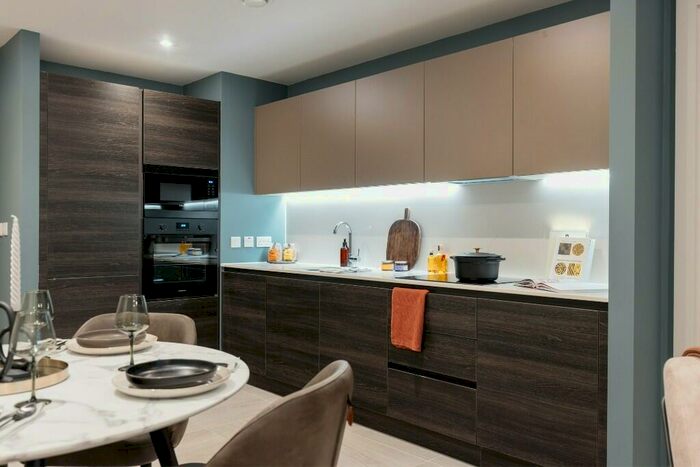 2 Bedroom Apartment To Rent In New York Square, Soyo, Quarry Hill, Leeds, West Yorkshire, LS2
