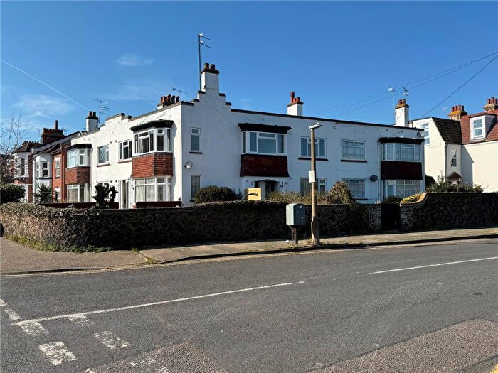 3 Bedroom Maisonette For Sale In St. Pauls Road, Clacton-on-Sea, Essex, CO15