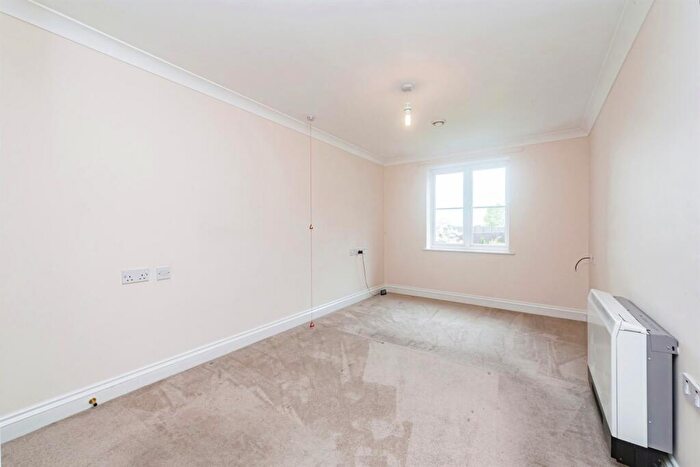 1 Bedroom Retirement Property To Rent In Calcot Priory, Bath Road, Calcot, Reading, RG31