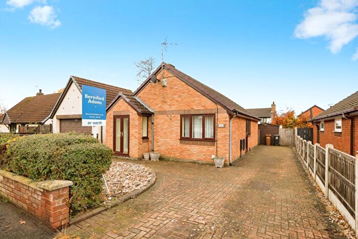 2 Bedroom Detached House For Sale In Park Avenue, Bryn-y-Baal, Mold, Flintshire, CH7