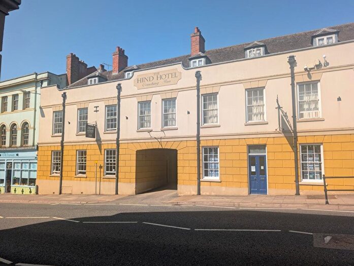 1 Bedroom Apartment To Rent In High Street, Lutterworth, Leicestershire, LE17