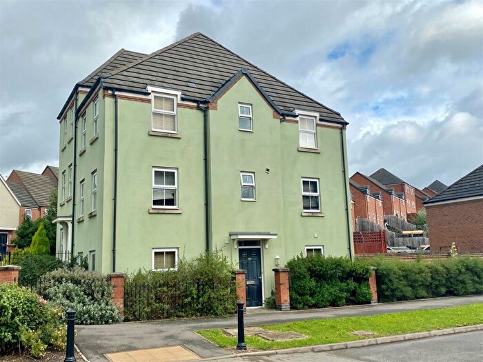 4 Bedroom Detached House To Rent In Queen Elizabeth Road, Camp Hill, Nuneaton, CV10