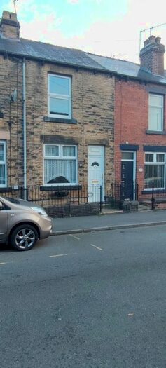 2 Bedroom Terraced House To Rent In Beechwood Road, Sheffield, S6