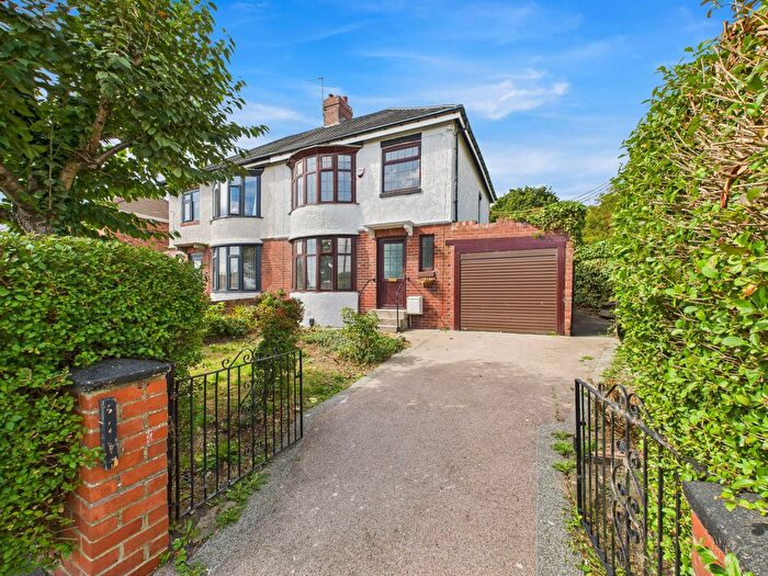 3 Bedroom Semi-Detached House For Sale In Well Bank Road, Washington, NE37