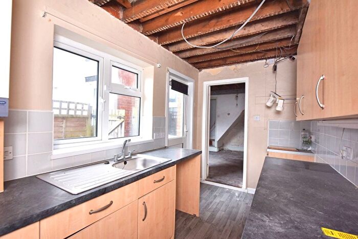 2 Bedroom End Of Terrace House For Sale In Victor Road, Colchester, CO1