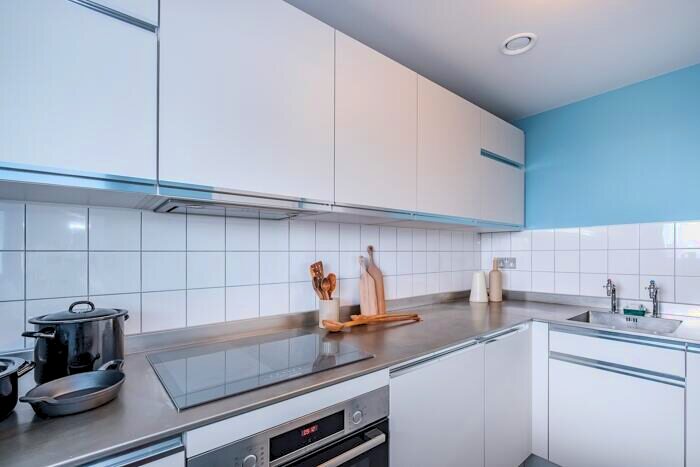 2 Bedroom Apartment To Rent In Balfron Tower, St Leonards Road, London, E14