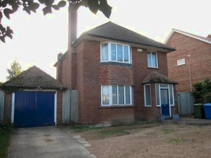 3 Bedroom Detached House To Rent In Lower Road, Faversham, ME13