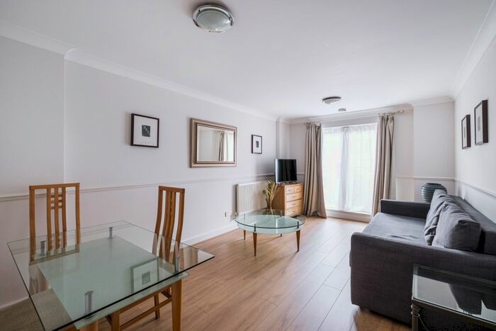 1 Bedroom Flat To Rent In High Timber Street, London, EC4V