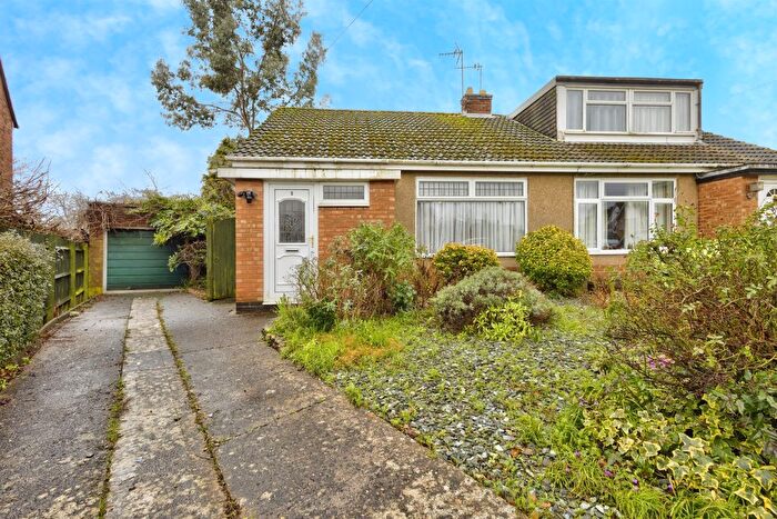 3 Bedroom Semi Detached House For Sale In Washbrook Close, Little Billing, Northampton, NN3