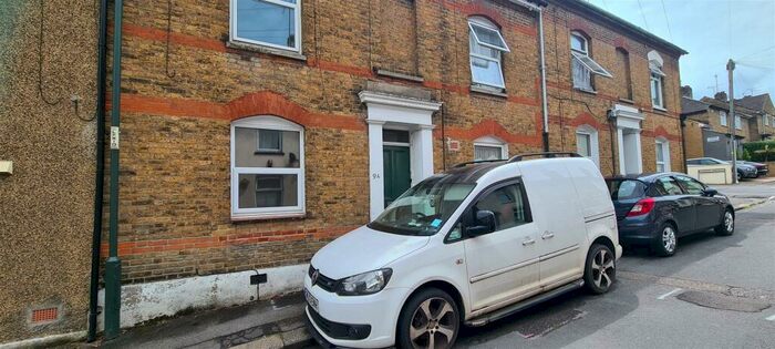 1 Bedroom Flat To Rent In Longley Road, Rochester, ME1