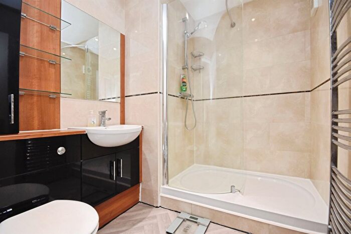 2 Bedroom Flat For Sale In Grey Lady Place, Billericay, CM11